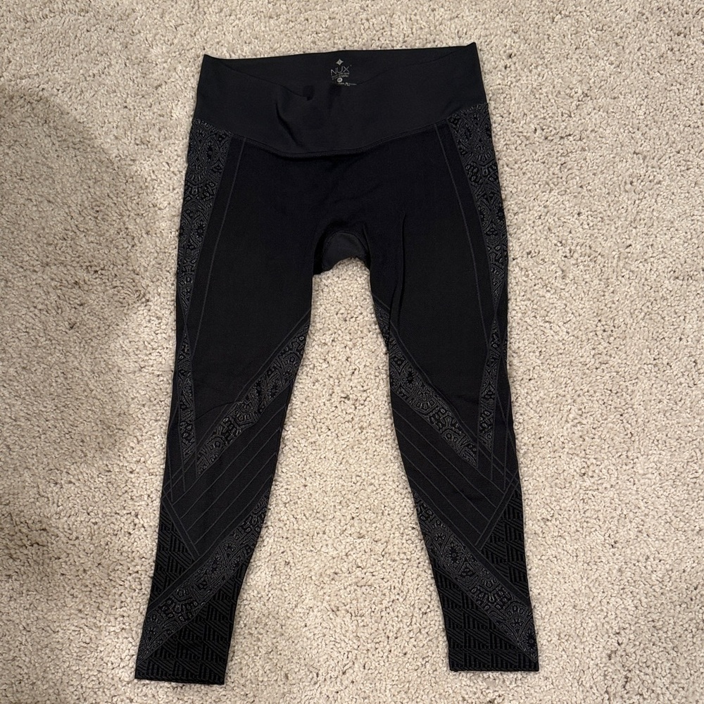NUX Black Patterned Leggings
